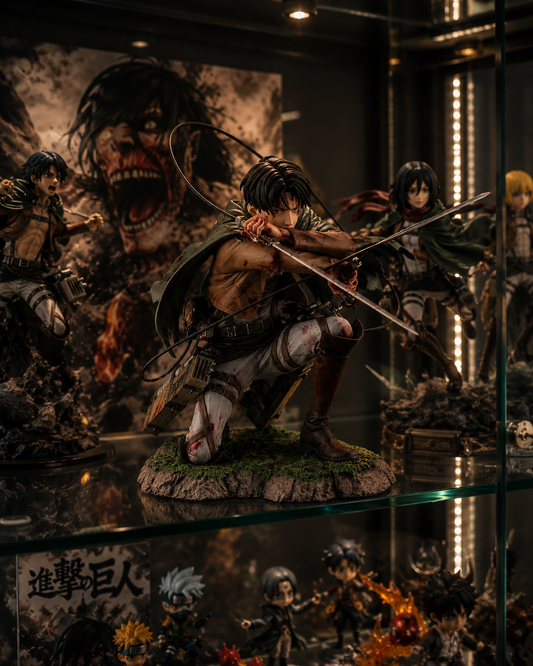 18cm Levi Ackerman Battle-Worn Dual Blade Figure