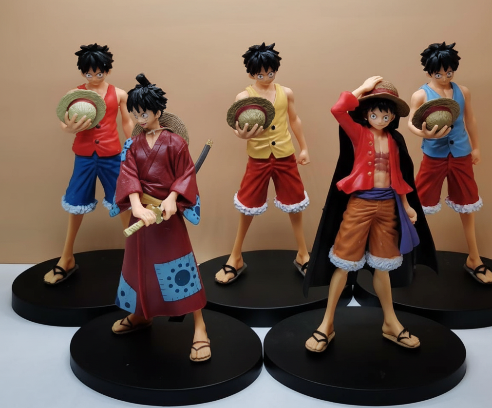 one Piece Luffy Ultimate 5-Figure Set (17cm) – Unleash the Pirate King’s Spirit!